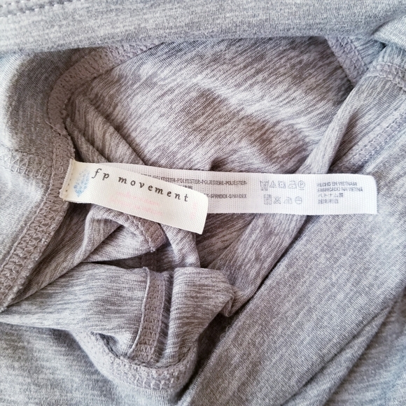 Free People Movement high rise 3/4 infinity leggings size M - Picture 7 of 9